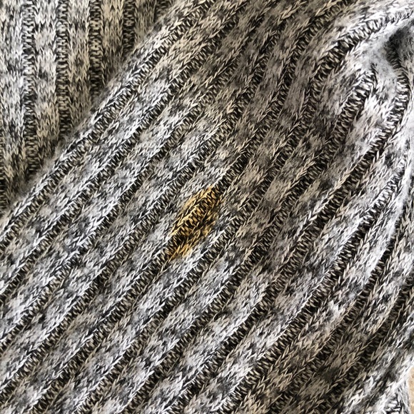 American Eagle Grey Ribbed Shirt - Picture 5 of 5